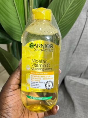 Garnier micellar cleansing water in vitamin c  & rose water