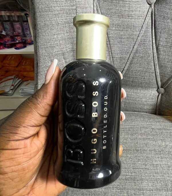 Hugo boss bottled oud edp 100ml (gold cap black bottle unboxed