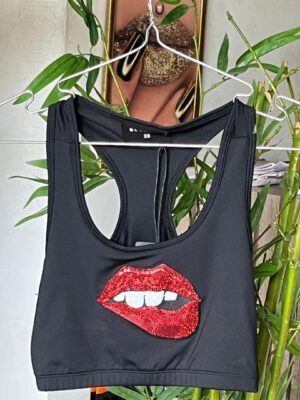 Uk brand cami glitter top lips in black with red details m-L