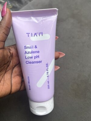 Tiam snail & Azulene  low ph cleanser