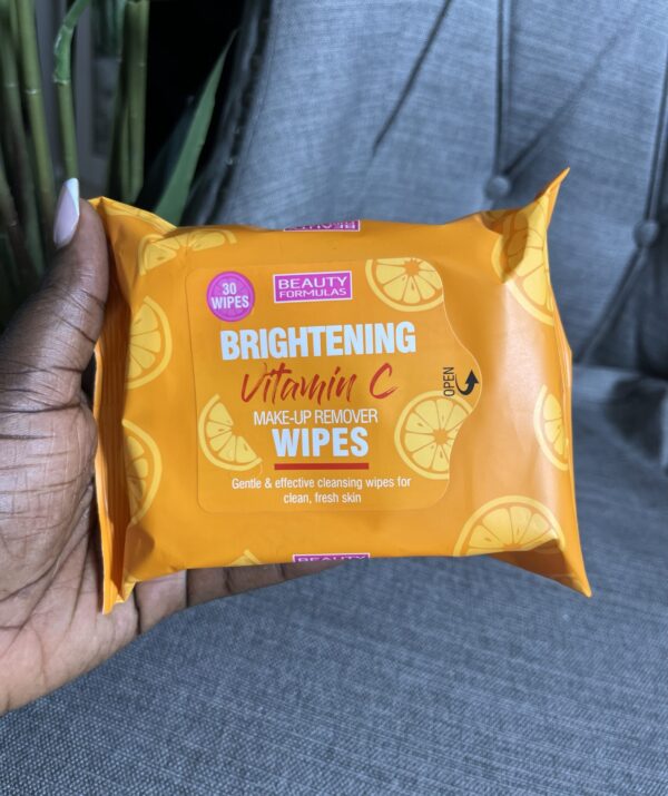 Beauty formulas brightening vitamin c wipes