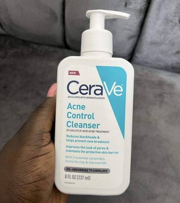 Cerave Acne control cleanser  237ml