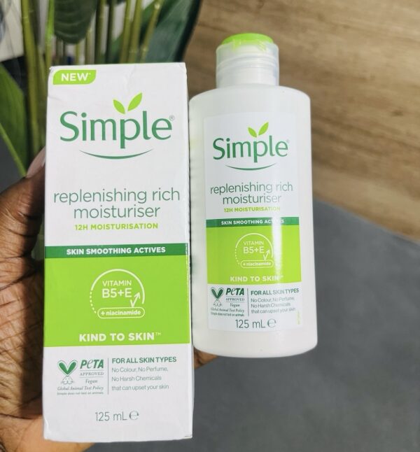Simple replenishing rich moisturiser