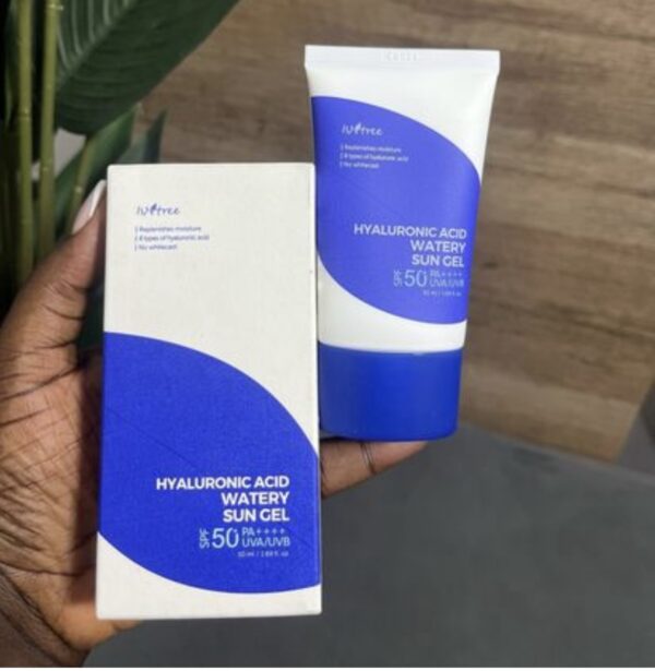 Isntree Hyaluronic watery sun gel spf 50