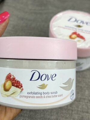 Dove exfoliating body scrub pomegranate seeds & shea butter scent
