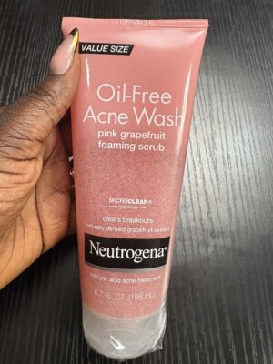 Neutrogena oil  free Acne wash pink grape fruit foaming scrub
