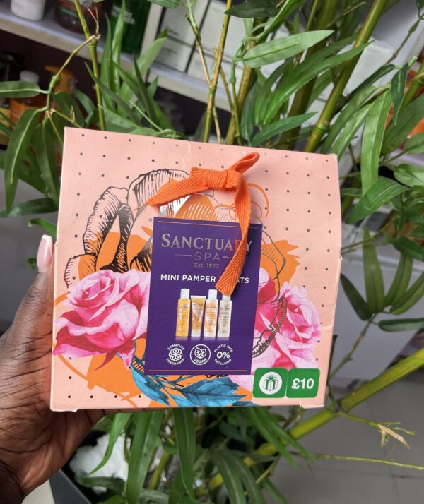Sanctuary spa mini pamper Treats