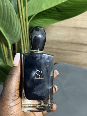 Si Giorgio Armani eau de parfum / intense edp 100ml
(Unboxed) black bottle