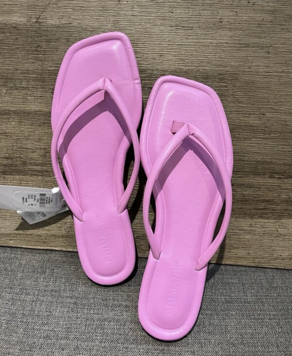 Primark flat thong slippers in pink