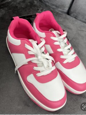 Primark sneakers in pink/white trainers