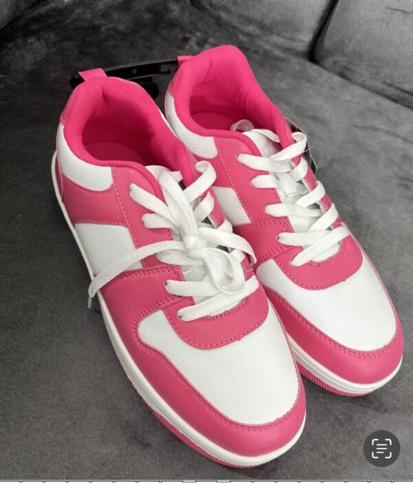 Primark sneakers in pink/white trainers