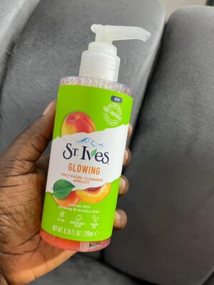 St ives glowing daily facial cleanser 200ml