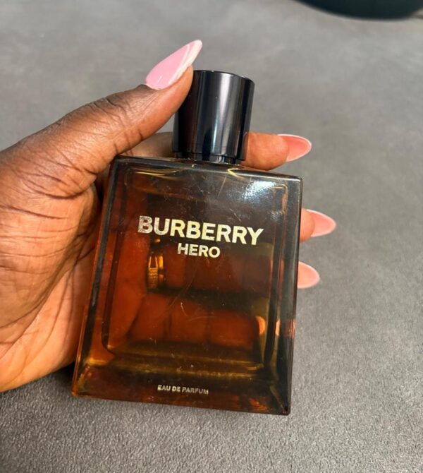 Burberry hero eau de parfum 100ml brown transparent bottle