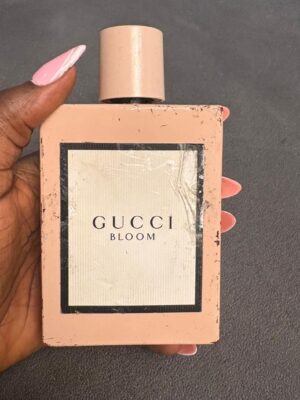 Gucci bloom pink bottle edp 100ml