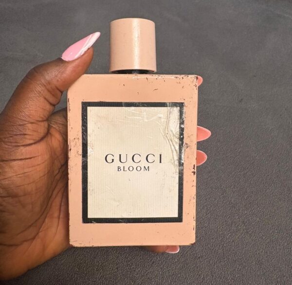 Gucci bloom pink bottle edp 100ml