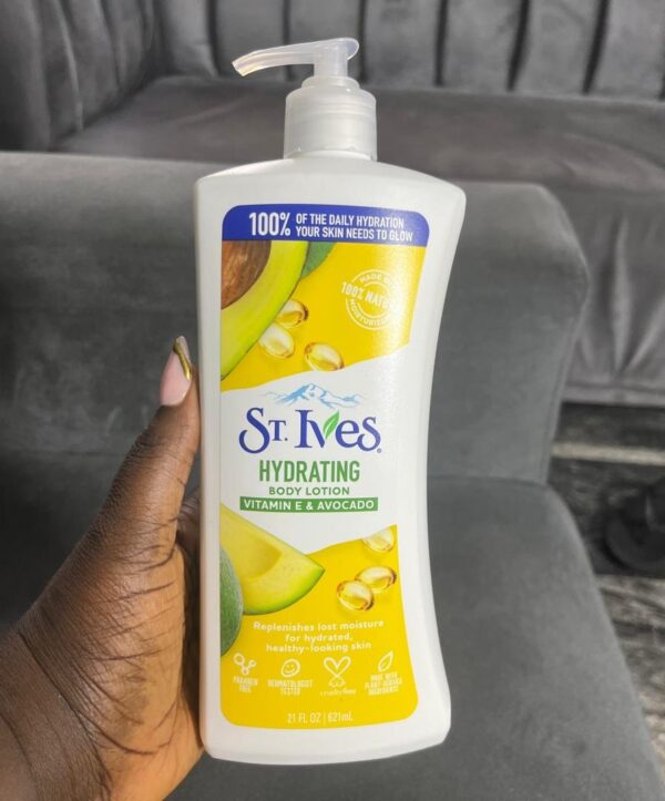 St ives hydrating body lotion vitamin e & Avocado