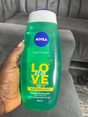Nivea fresh shower aloe fresh scent wash (green color)