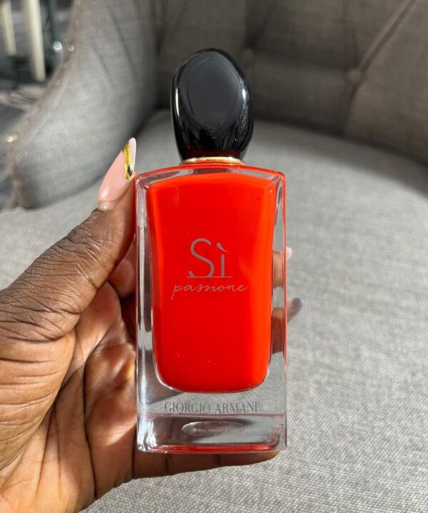 Si passione Giorgio Armani edp 100ml (unboxed) red bottle - Image 2