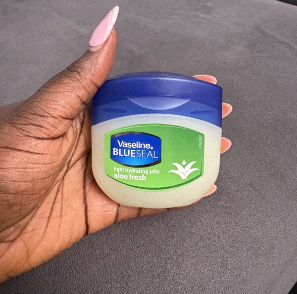 Vaseline blueseal light hydrating jelly aloe fresh 100ml