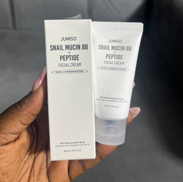 Jumiso  snail mucin 88 + peptide facial cream
