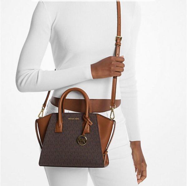 Michael kors small logo brown classic bag - Image 2