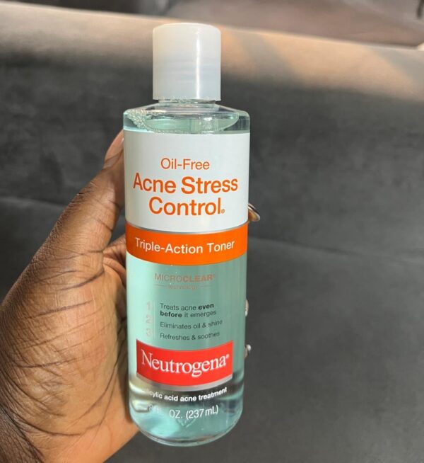 Neutrogena oil free Acne stress control