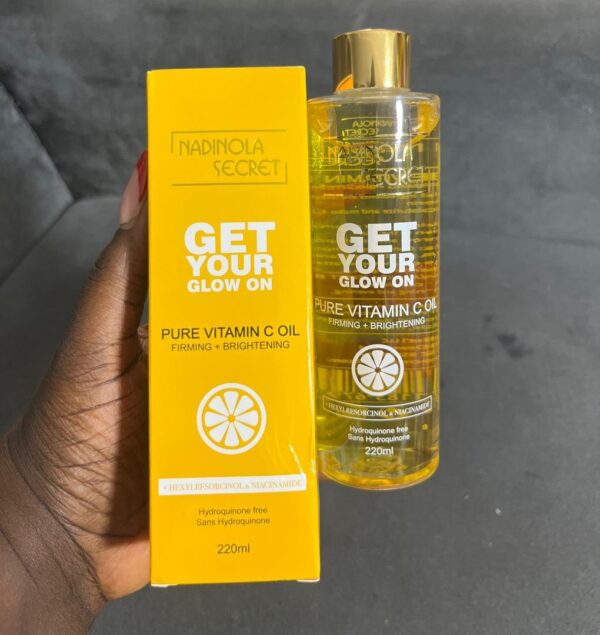 Nadinola secret get your glow on pure vitamin c oil  220ml
