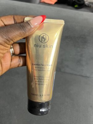 Niu skin gentle face wash 100ml
