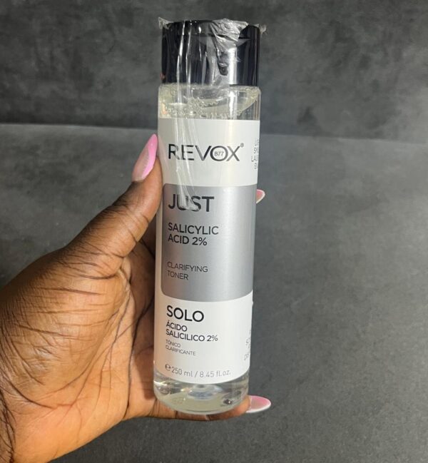 Revox salicylic Acid 2% clarifying toner 250ml