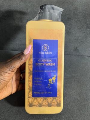 Niu skin glowing body wash 800ml