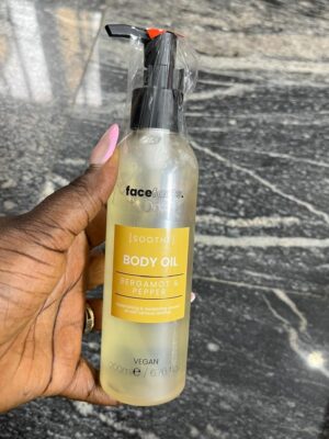 Face facts Bergamot & pepper body oil