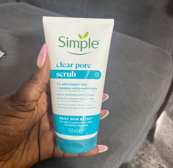 Simple clear pore scrub 150ml