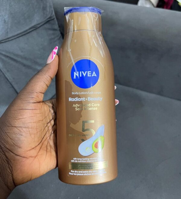 Nivea radiant & beauty oils & vitamins avocado lotion