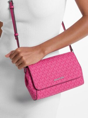 Michael kors cute flap logo bag in pink