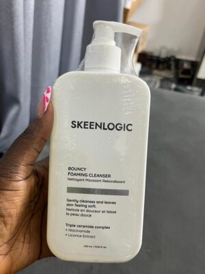 Skeenlogic bouncy foaming cleanser 400ml