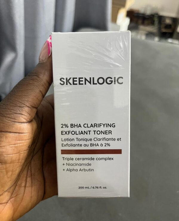 Skeenlogic 2% bha clarifying exfoliant toner 200ml - Image 2