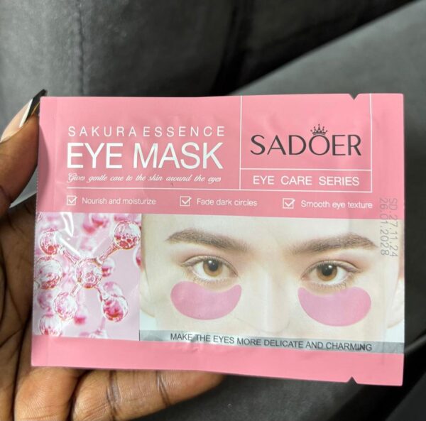 Sadoer eye mask sukura essence