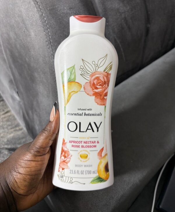 Olay Apricot Nectar & rose blossom body wash