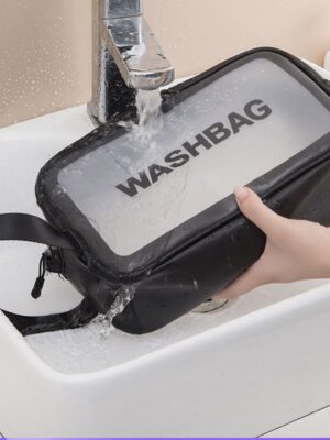 Shein wash bag in black ( medium)