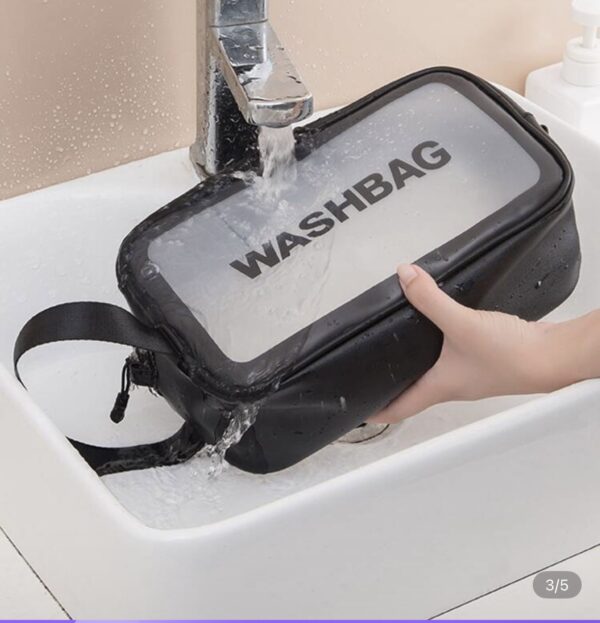 Shein wash bag in black ( medium)