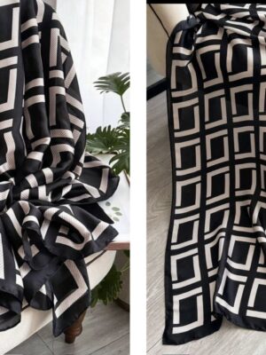 Shein square geometric style in black /white scarf