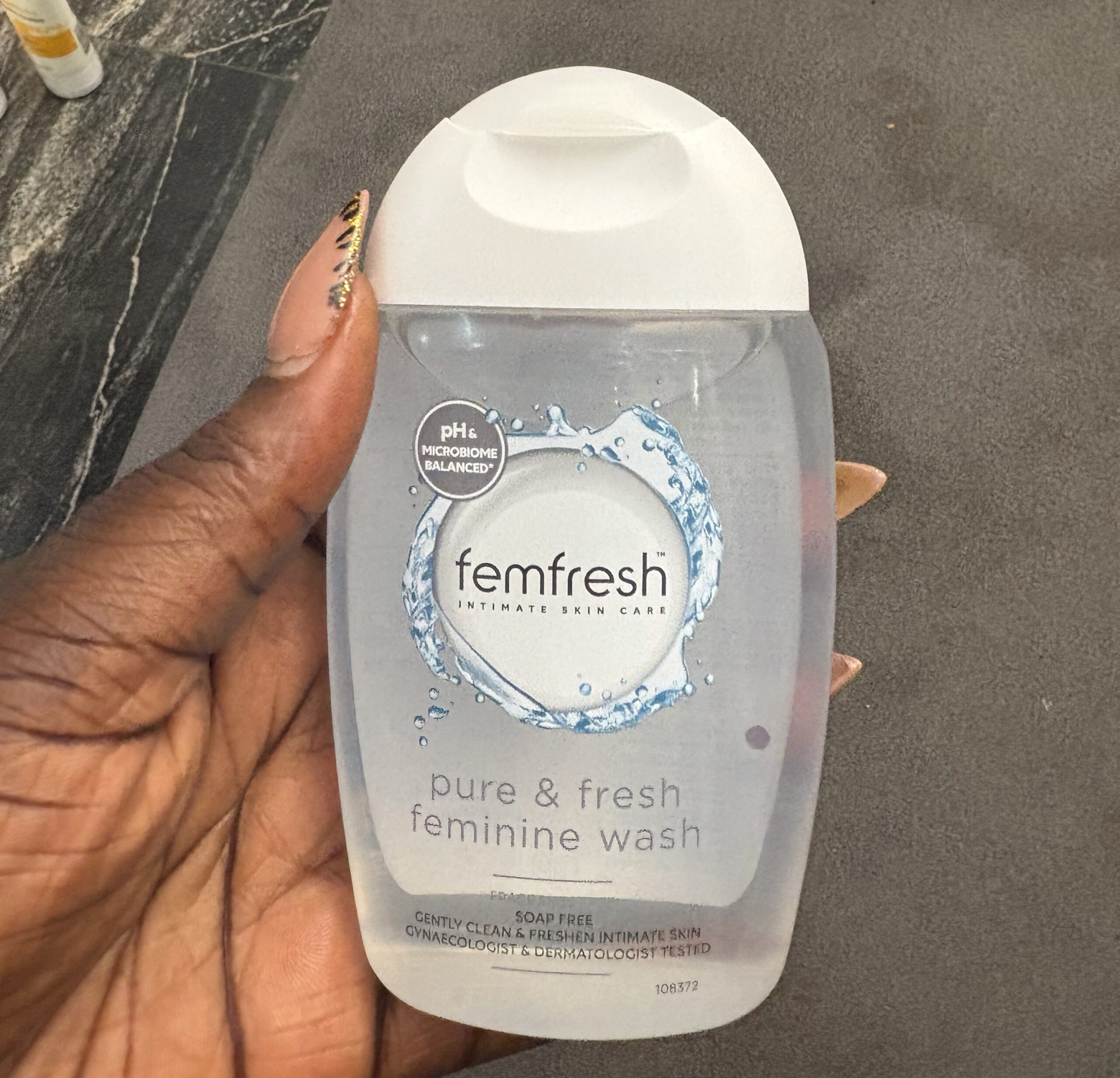 Fem fresh pure & fresh feminine wash 150ml