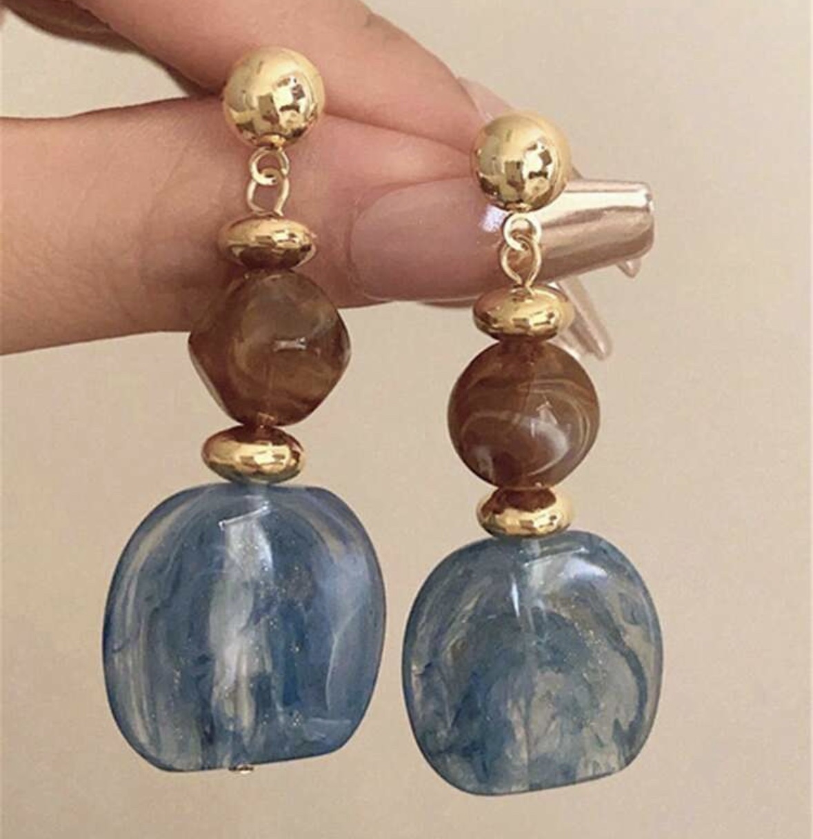 SHEIN vintage earring in blue SHEIN vintage earring in blue