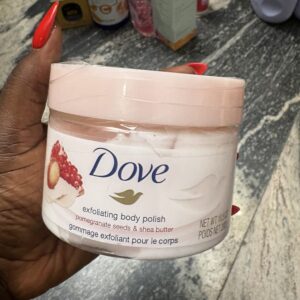 Dove exfoliating body scrub pomegranate seeds & shea butter scent