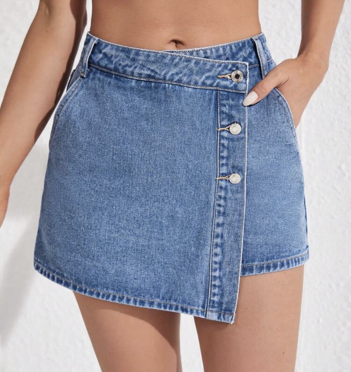 Shein high waist denim light wash skort /skirt with button Shein high waist denim light wash skort /skirt with button