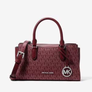 Michael kors ARDEN SMALL SIGNATURE LOGO MESSENGER bag in red mix