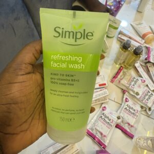 Simple refreshing facial wash 150ml