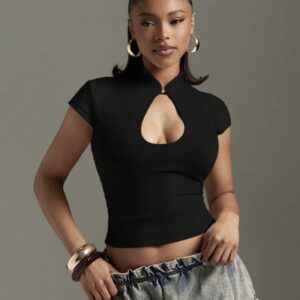 SHEIN keyhole front cut out top in black M