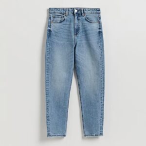 Reserved mom fit jeans in light wash blue